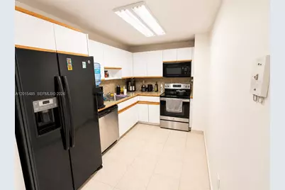 3375 N Country Club Dr #407, Aventura, FL 33180 - Photo 3