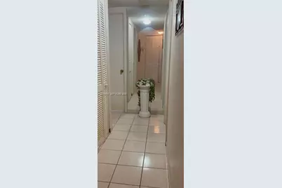 1460 N 43rd Pl #106, Hialeah, FL 33012 - Photo 17