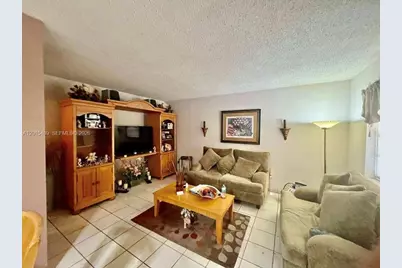 1460 N 43rd Pl #106, Hialeah, FL 33012 - Photo 11