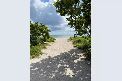9195 Collins Ave #1012, Surfside, FL 33154 - Photo 27