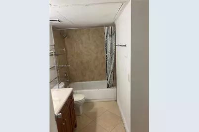 18330 NW 68th Ave #G, Hialeah, FL 33015 - Photo 11