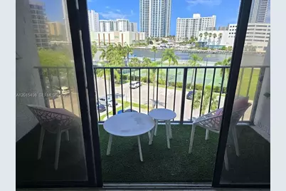 400 Leslie Dr #508, Hallandale Beach, FL 33009 - Photo 11