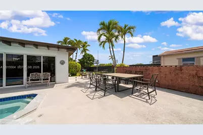 10435 SW 92nd St, Miami, FL 33176 - Photo 33