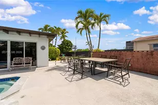 10435 SW 92nd St, Miami, FL 33176 - Photo 33