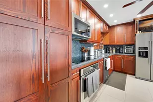10435 SW 92nd St, Miami, FL 33176 - Photo 9