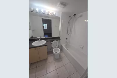 2520 Centergate Dr #303, Miramar, FL 33025 - Photo 11