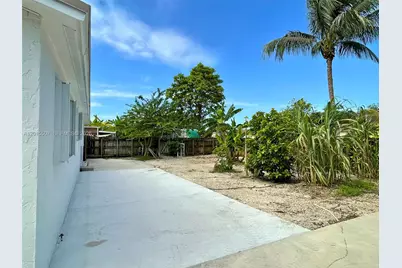 22430 SW 113th Ct, Miami, FL 33170 - Photo 15