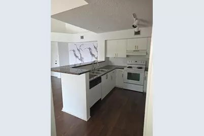 12118 Saint Andrews Pl #304, Miramar, FL 33025 - Photo 5