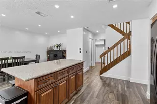 14630 Cedar Creek Pl, Davie, FL 33325 - Photo 13
