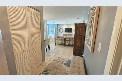 3544 Magellan Cir #117, Aventura, FL 33180 - Photo 9