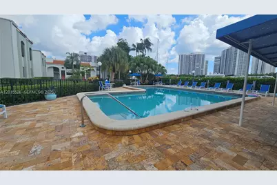 3544 Magellan Cir #117, Aventura, FL 33180 - Photo 3