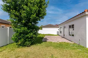 17031 SW 92nd St, Miami, FL 33196 - Photo 43