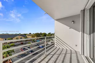 11715 SW 18th St, Miami, FL 33175 - Photo 21
