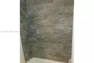 207 NE 141st St, Miami, FL 33161 - Photo 3