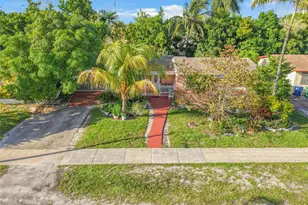 1041 NW 196th Terrace, Miami Gardens, FL 33169 - Photo 3