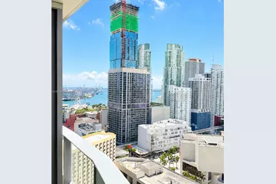 121 NE 5th St #2705, Miami, FL 33132 - Photo 17
