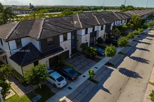 15776 NW 91st Ct, Miami Lakes, FL 33018 - Photo 5