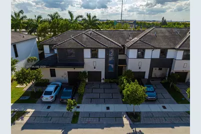 15776 NW 91st Ct, Miami Lakes, FL 33018 - Photo 3