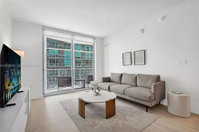 77 SE 5th St #1511, Miami, FL 33131 - Photo 9