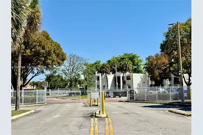 3610 SW 114th Ave #4-202, Miami, FL 33165 - Photo 9