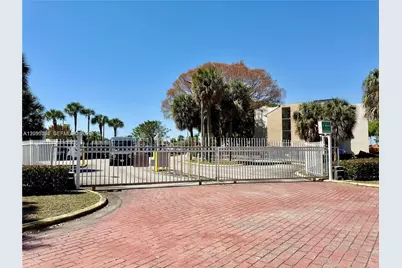 3610 SW 114th Ave #4-202, Miami, FL 33165 - Photo 13