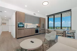 580 72nd St, Miami Beach, FL 33141 - Photo 3