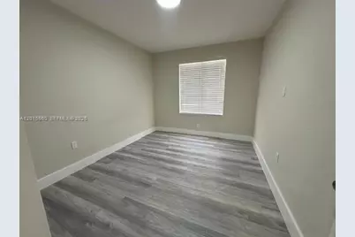 10091 Kumquat St, Miami, FL 33157 - Photo 9
