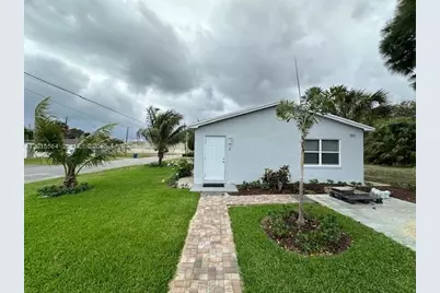 101 W 11th St #2, Riviera Beach, FL 33404 - Photo 1