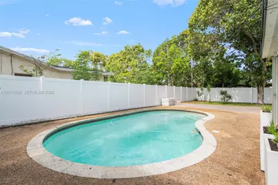 309 NW 43rd Ave, Plantation, FL 33317 - Photo 23