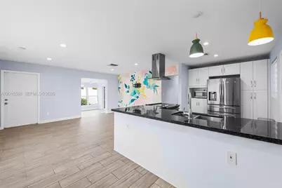 309 NW 43rd Ave, Plantation, FL 33317 - Photo 9