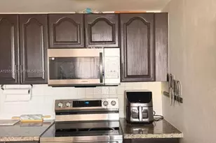 13499 Biscayne Blvd, North Miami, FL 33181 - Photo 7