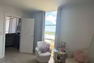 13499 Biscayne Blvd, North Miami, FL 33181 - Photo 15