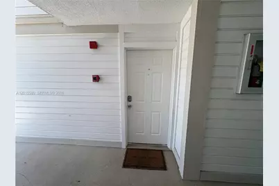 18875 NW 62nd Ave #105, Hialeah, FL 33015 - Photo 21