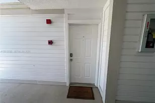 18875 NW 62nd Ave, Hialeah, FL 33015 - Photo 21
