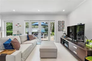 301 Hampton Ln, Key Biscayne, FL 33149 - Photo 15
