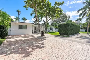 301 Hampton Ln, Key Biscayne, FL 33149 - Photo 3