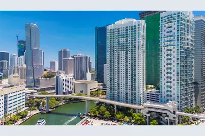 31 SE 5th St #3010, Miami, FL 33131 - Photo 45