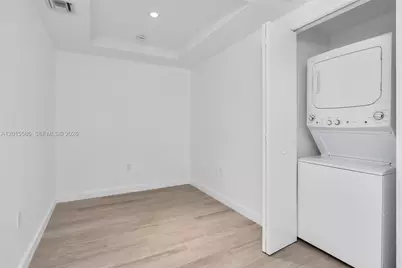 45 SW 9th St #3502, Miami, FL 33130 - Photo 27