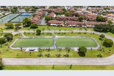 4079 W 9th Ln #74, Hialeah, FL 33012 - Photo 37