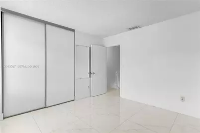 4079 W 9th Ln #74, Hialeah, FL 33012 - Photo 29