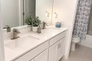 6835 Broadwater Ln, Lake Worth, FL 33467 - Photo 5