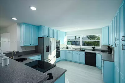 474 Peninsula Dr, Fort Pierce, FL 34946 - Photo 9