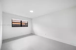 2060 N 26th Ave, Hollywood, FL 33020 - Photo 13