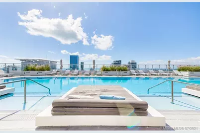 1010 Brickell Ave #2810, Miami, FL 33131 - Photo 11