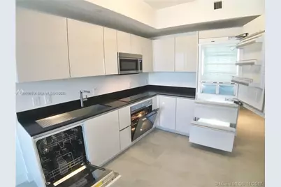 1010 Brickell Ave #2810, Miami, FL 33131 - Photo 7