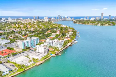 1920 Bay Dr, Miami Beach, FL 33141 - Photo 9