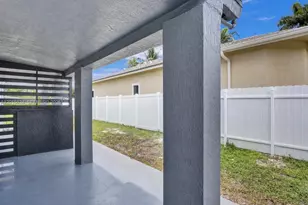 4129 SW 23 St, West Park, FL 33023 - Photo 7