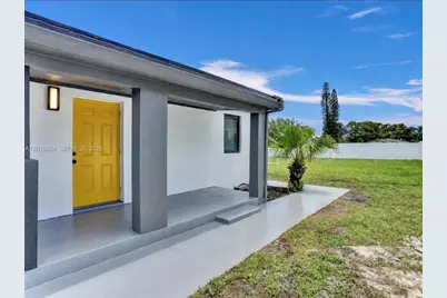 4129 SW 23 Street, West Park, FL 33023 - Photo 15