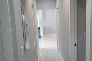 266 NE 162nd St, Miami, FL 33162 - Photo 17