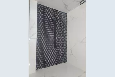 266 NE 162nd St, Miami, FL 33162 - Photo 23